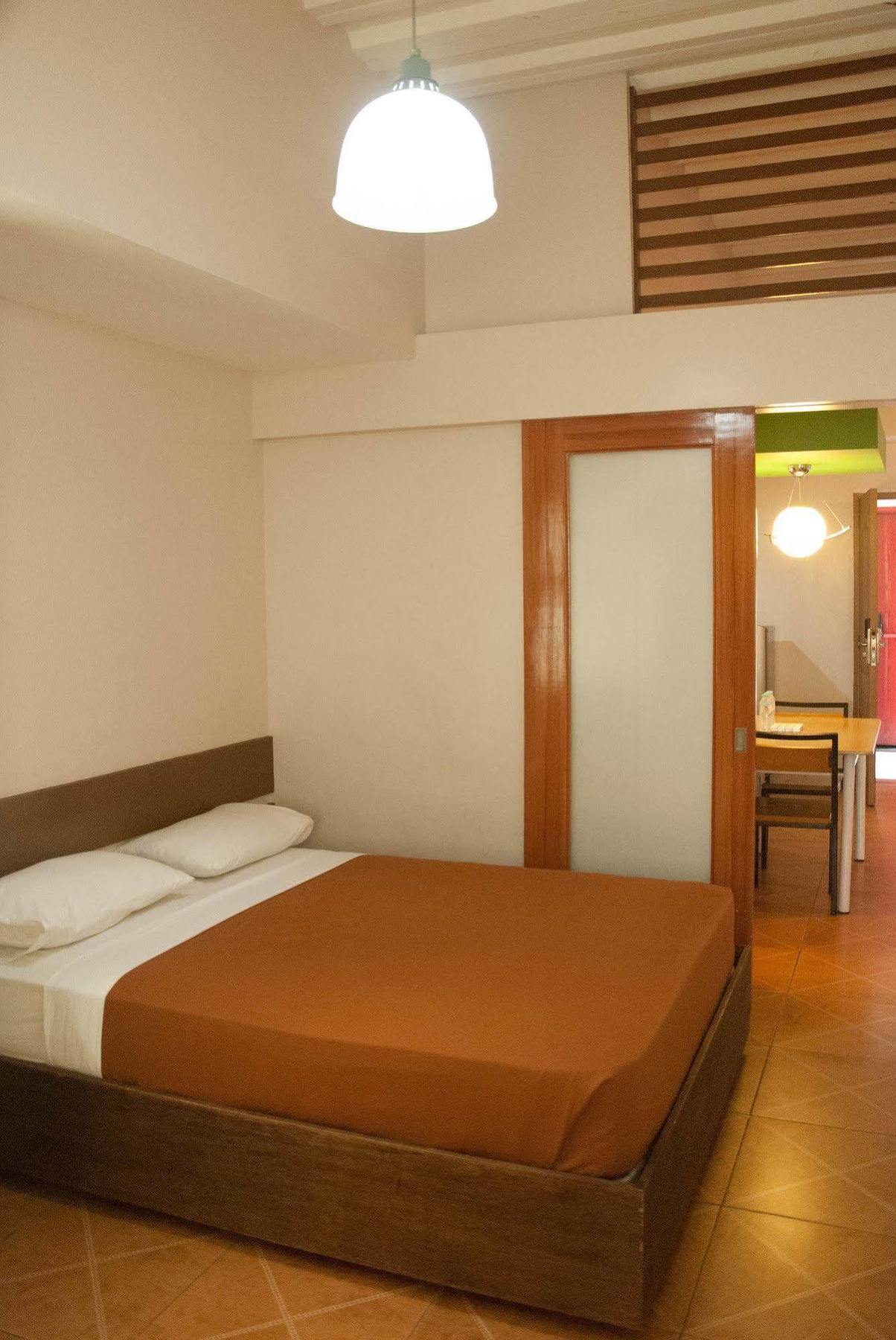 Zen Rooms Basic La Paz Makati City Exterior foto