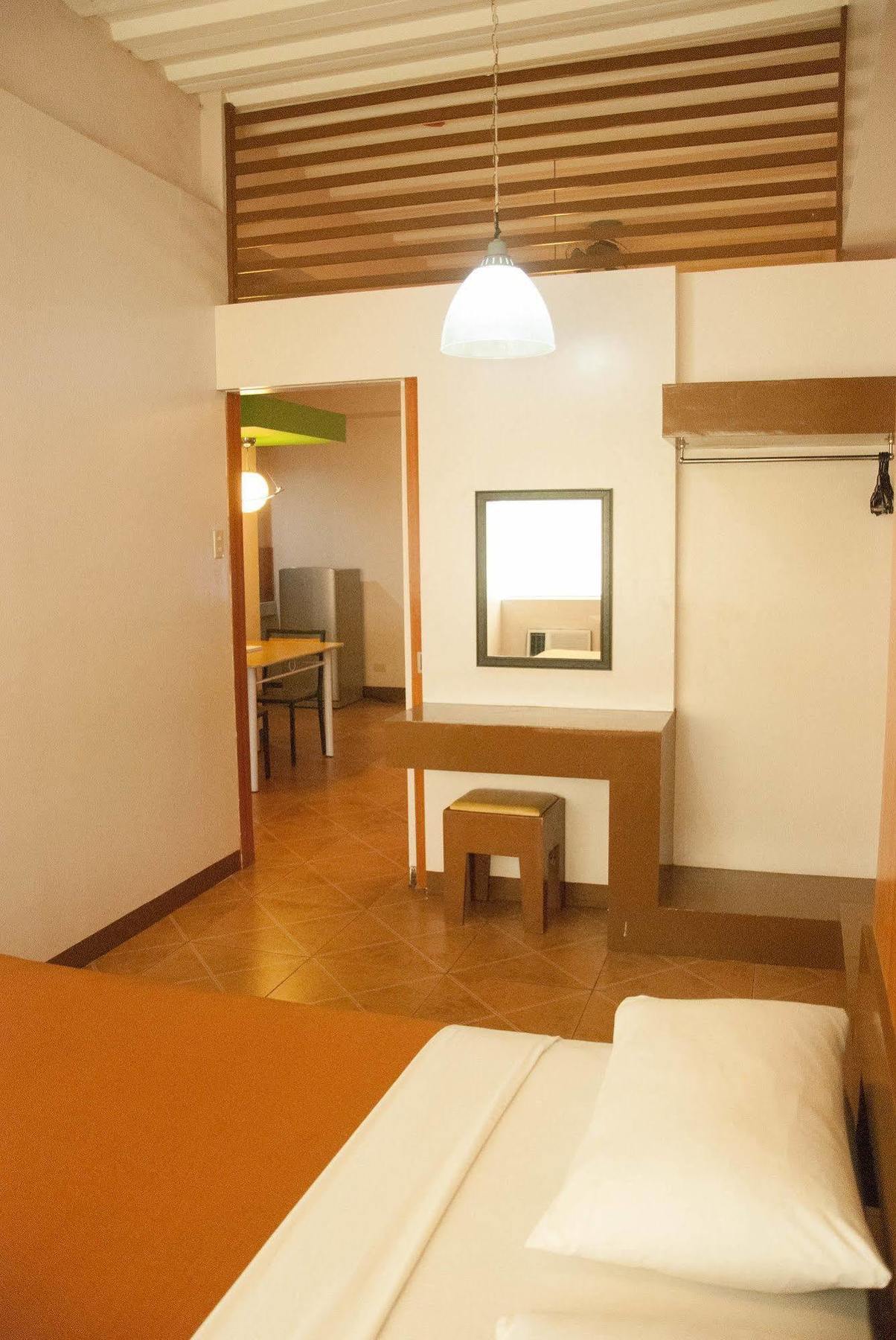 Zen Rooms Basic La Paz Makati City Exterior foto